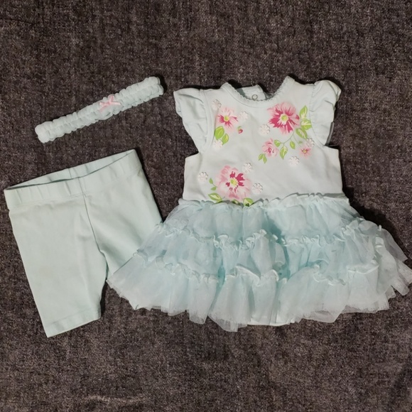 SOLD Baby Girls Outfits 3 for $6 - Picture 2 of 4